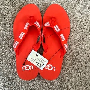 UGG Orange Graphic Flipflops! Size 8! NWT
